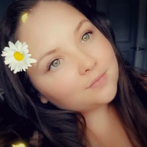 Meet your Posher, Ellie